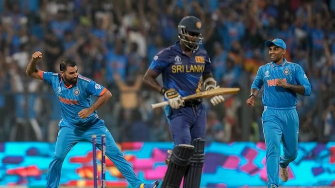 'श्रीलंका के खिलाफ वर्ल्ड कप का रिकॉर्ड तोड़ने के बाद भावुक हुए मोहम्मद शमी, जहीर और श्रीनाथ से आगे निकले'